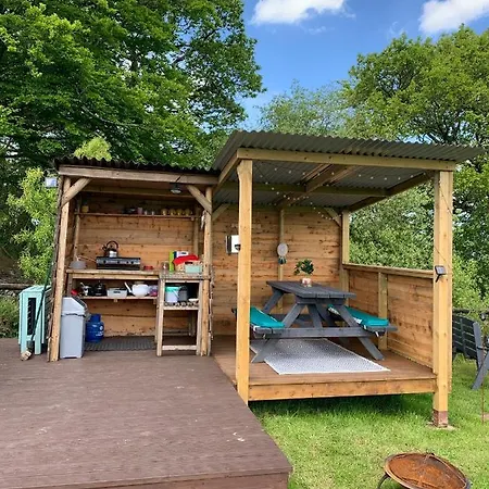 Yurt Glyncoch Isaf Farm Hotel Llangranog Exterior photo