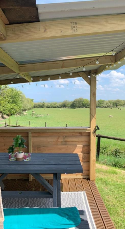 Yurt Glyncoch Isaf Farm Llangranog